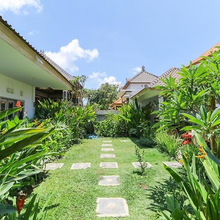 Karan Homestay Canggu Exterior foto